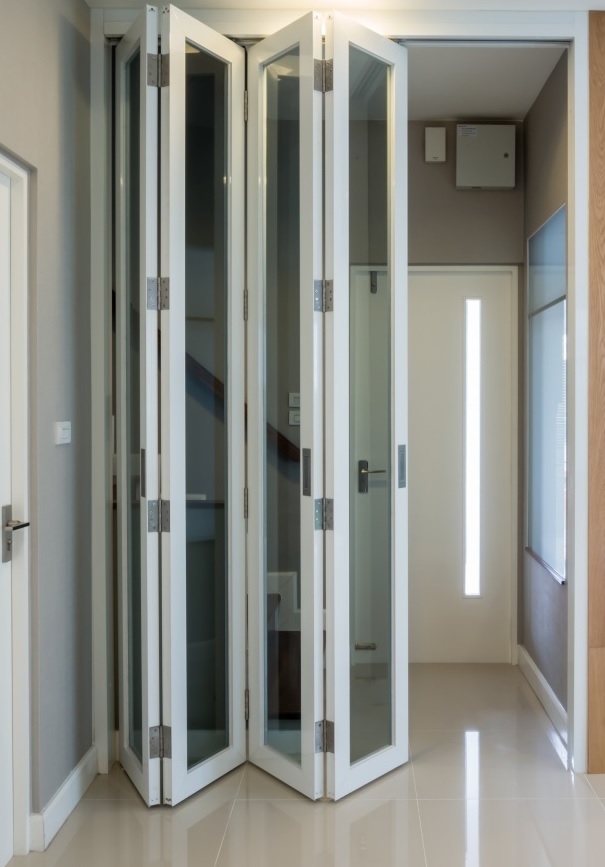 bifold door Holloway, N7